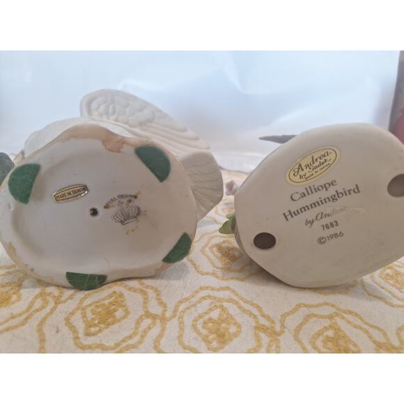 Andrea by Sadek Hummingbird & Royal Crown Dove Figurine Pair – 1980s Porcelain - Picture 7 of 12